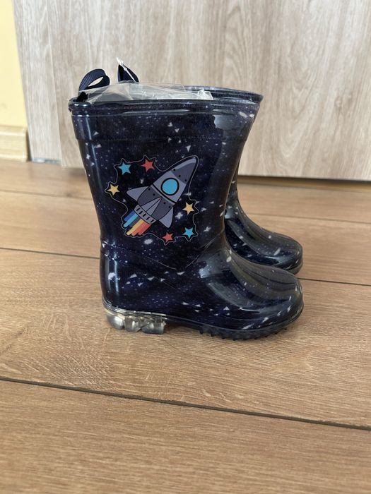 Нови Бебешки ботуши LC WAIKIKI, номер 22-23