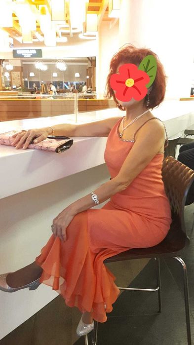 Вечернее нарядное платье