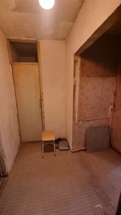 Сотилади квартира 2 хона 4 этаж.Адрес Абу Бакр Рози, Согдиана.42500 дл