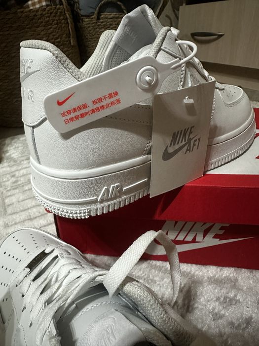 Кросовки nike (найк)