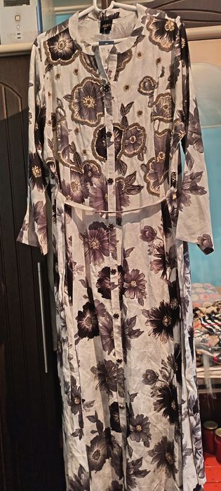 Новое платье ниже стоимости