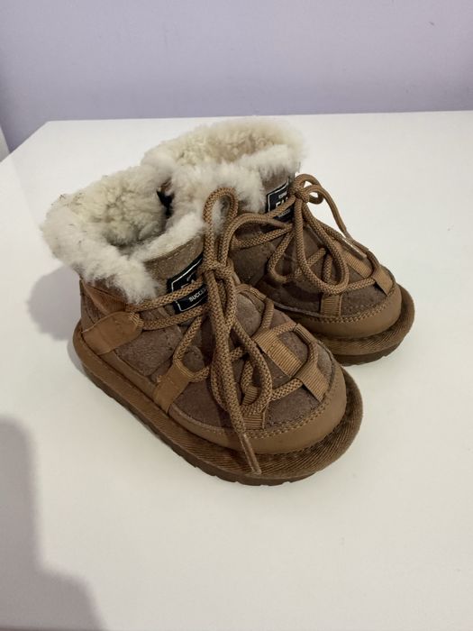 Продам детские угги