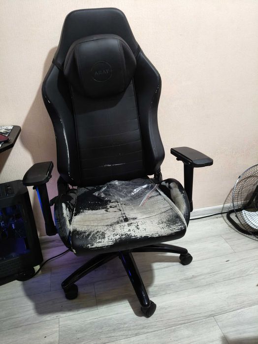 Продам кресло игровое ARAY+