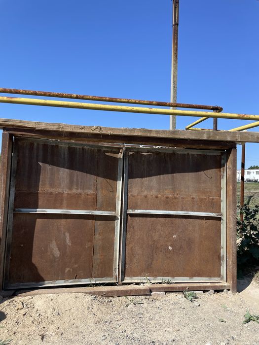 Железная дверь для гараж