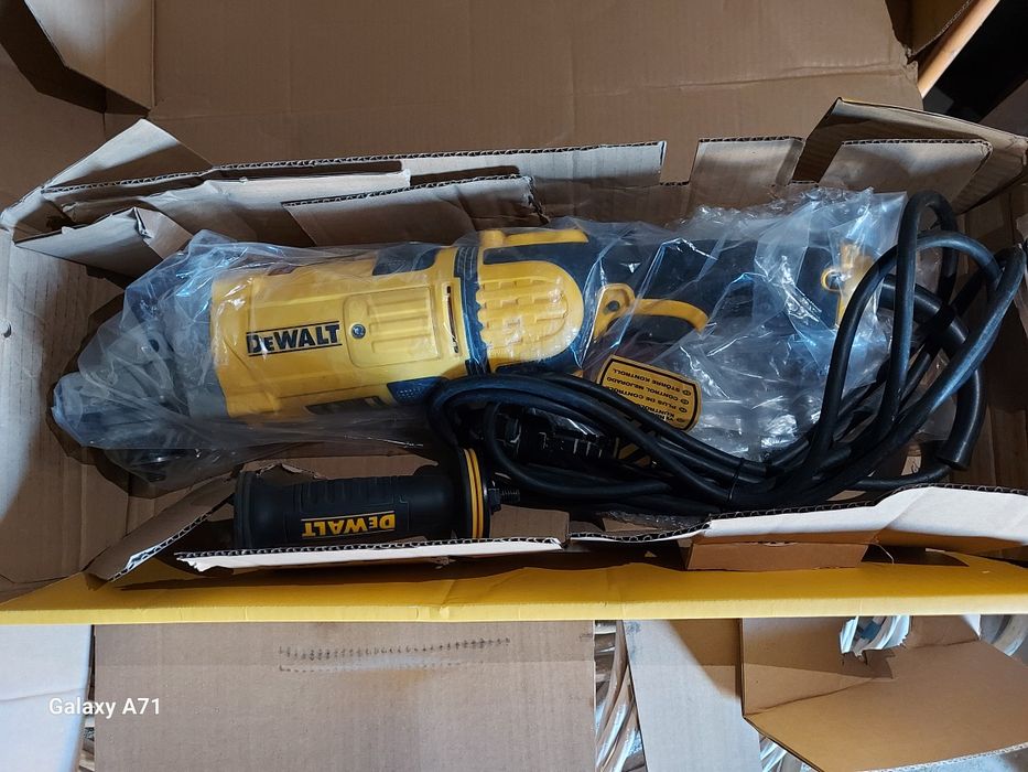 DeWalt, DWE4579, Угловая шлифмашина, 230 мм, 2600 Вт, 6500 об/мин, п.п