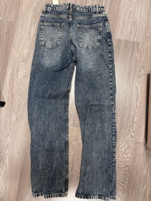 Нови стилни дънки