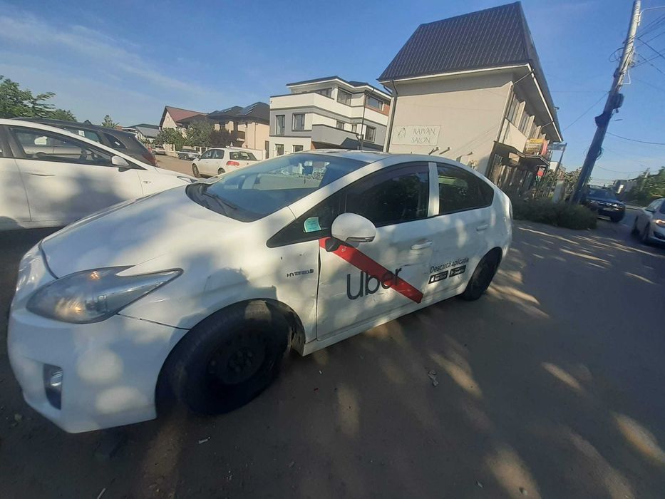 Toyota Prius generatia 3 2011