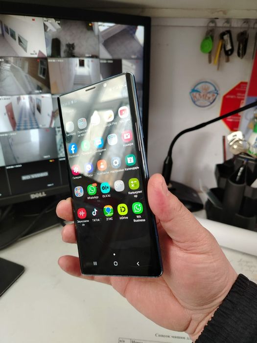 Продам Samsung Note 9
