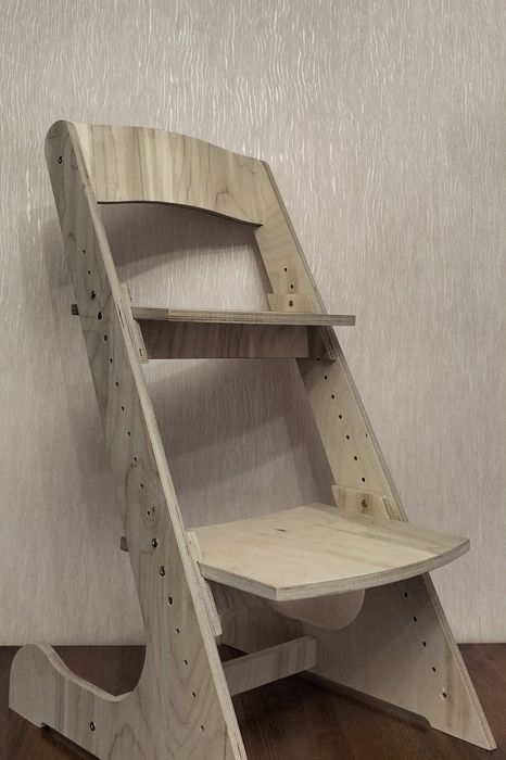 Детский растущий стул