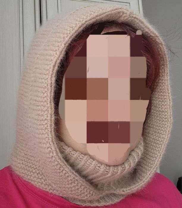 Продам тёплый вязанный бактус.