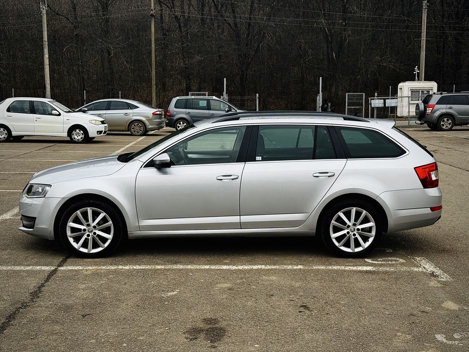 Skoda Octavia | DSG | LED | Piele