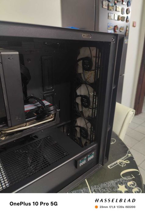 Геймърски компютър Core i7 11700F\32gb\RX 5700 \1TB\1000W Superflower