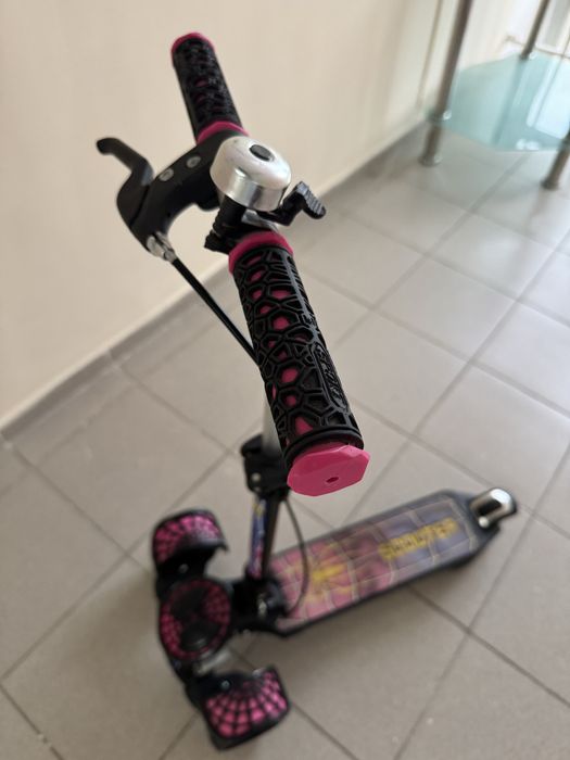 Самокат в отличном состоянии
