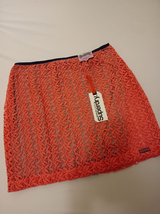 Нова пола Superdry