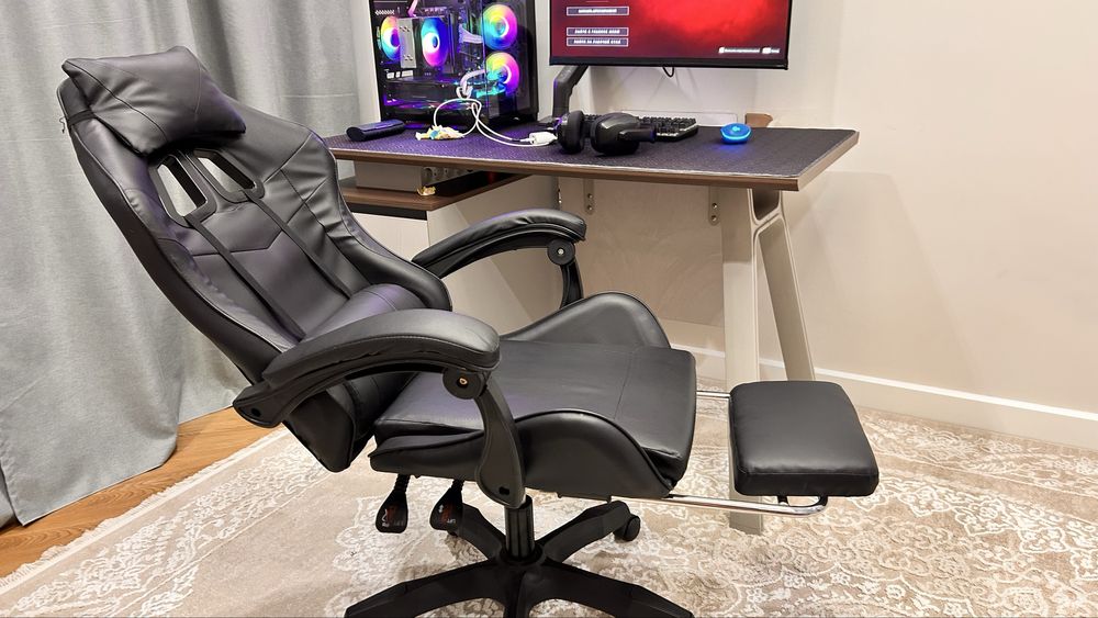 Продам игровое кресло для пк