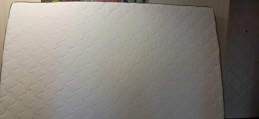 Продается матрас ортопедический