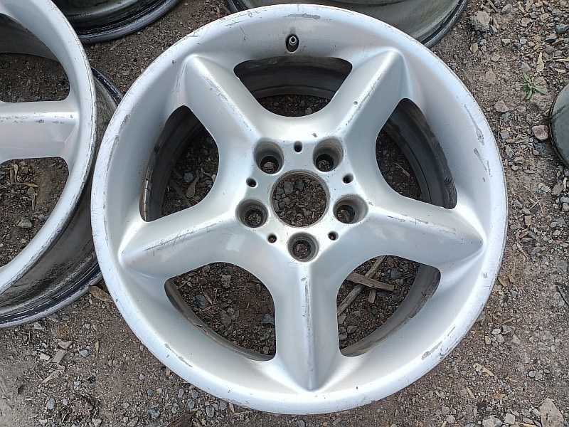 Продам оригинальные легкосплавные диски 57 стиль