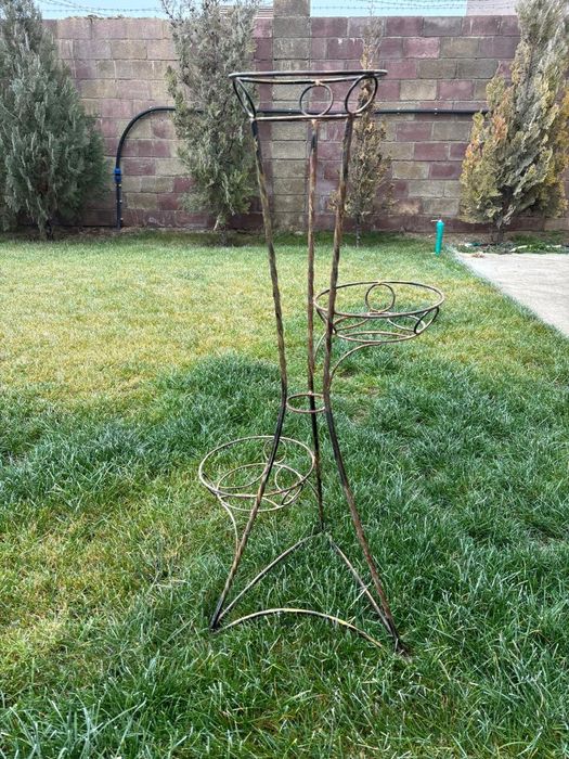 Подставки для цветов