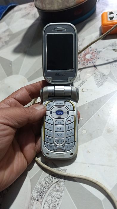 Тоза корейский телифон Самсунг орегинал ретро