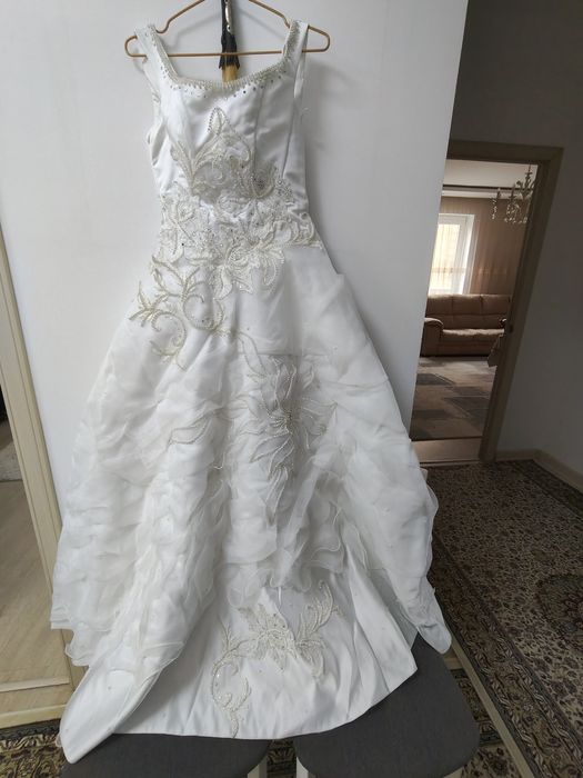 Продам свадебное платье