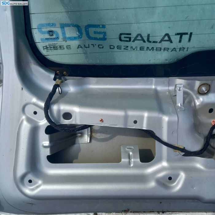 Hayon Haion Portbagaj Dezechipat cu Luneta Geam Sticla Fiat Grande Punto 2005 - 2011 [2547]