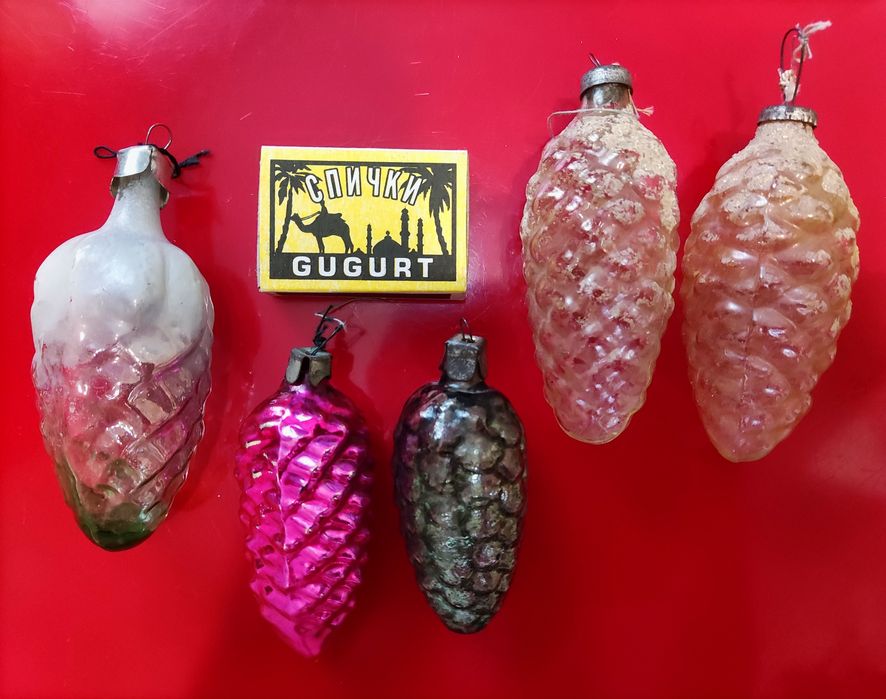 Стеклянные игрушки для ёлки СССР.