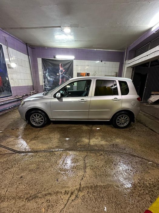 Продам мазду срочно