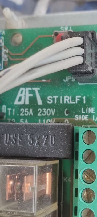 Привод гаражных ворот BFT