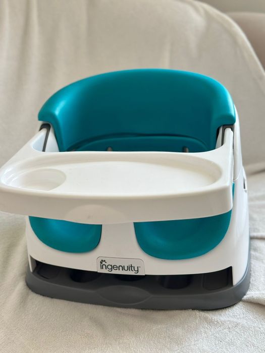 Стульчик бустер для кормления ingenuity