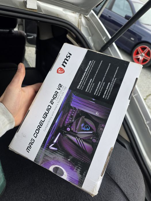 MSI MAG CORELIQUID 240R V2 чисто ново