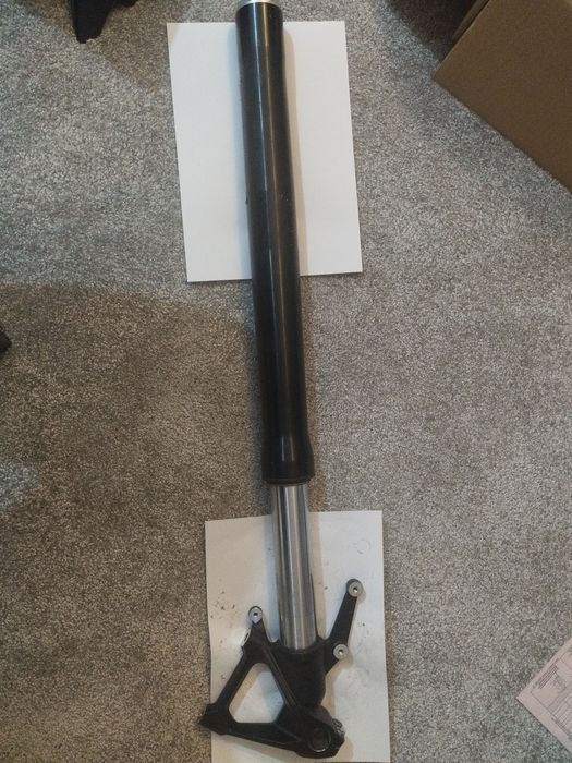 Telescop furca dreapta pentru Triumph tiger 900 GT 45mm MARZOCCHI