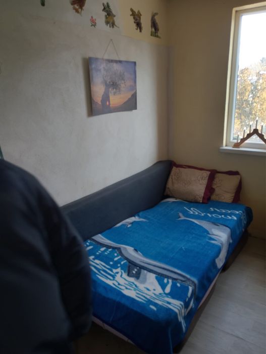 garsonieră  – aproape de centru, cu baie proprie. CM5