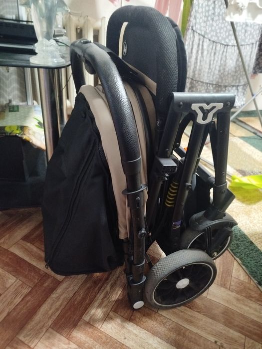 Продам коляску в хорошем состояний