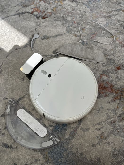 Продам робот-пылесос