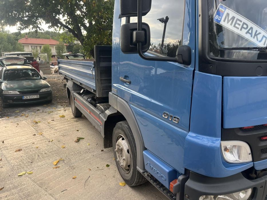 Mercedes Atego 818 1990 година
