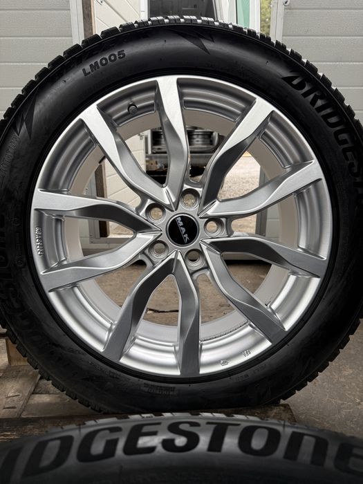Jante Land Rover Range Rover Sport Vogue Discovery 3 4 5 cu anvelope M+S Bridgestone 255/55 R20