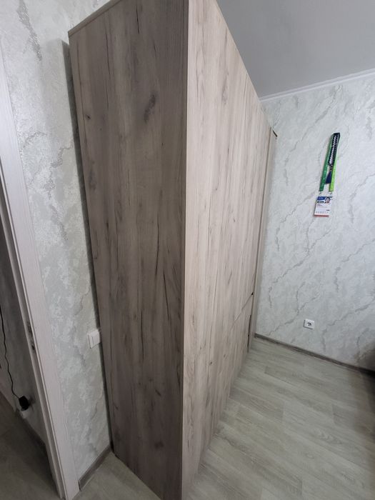 Продам шкаф новый. Торг.