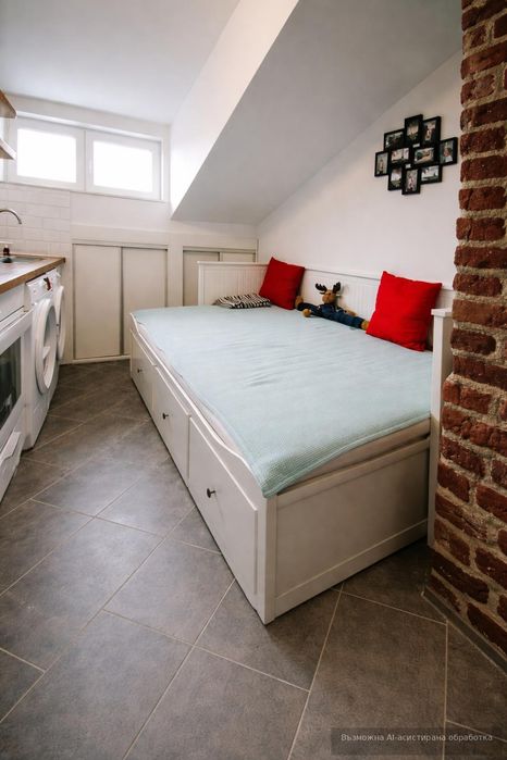 Дава се под наем Едностаен апартамент в София, Център - 20 кв.м за 448.8 € - Снимка #1