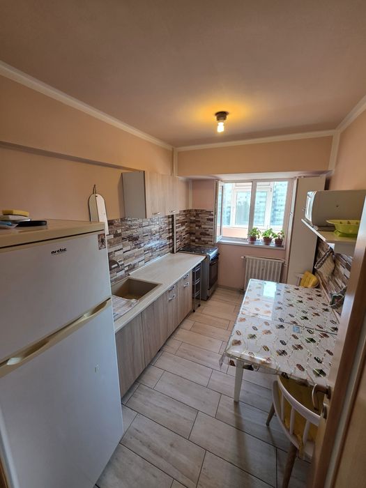 Apartament 3 camere D-na Ghica