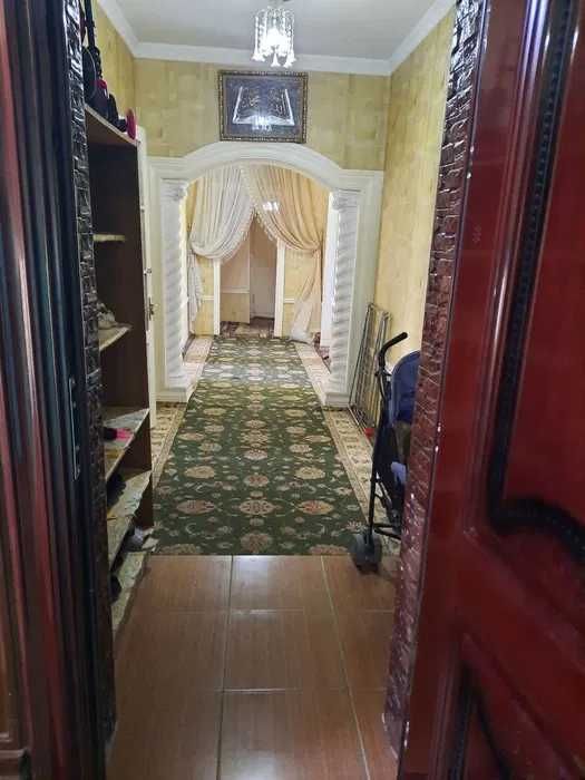 Продается 4х комнатная квартира, Район Сергели 8, дом, 0837