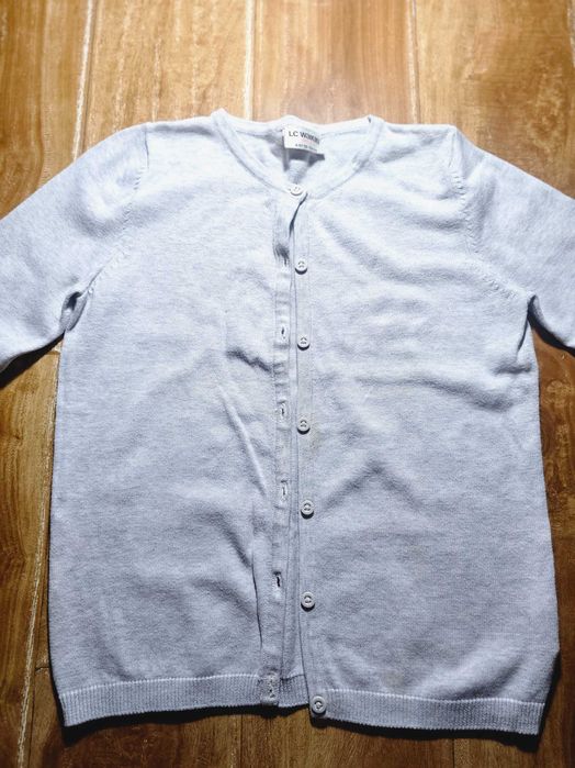 Продам кофточки для девочки