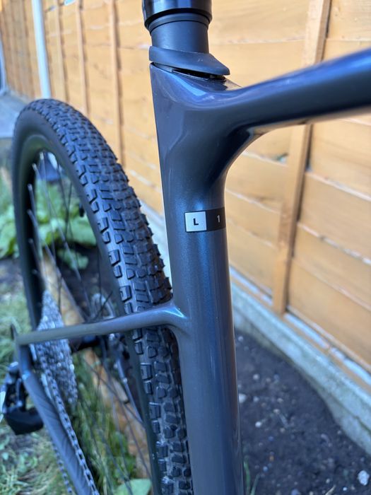 Giant revolt carbon