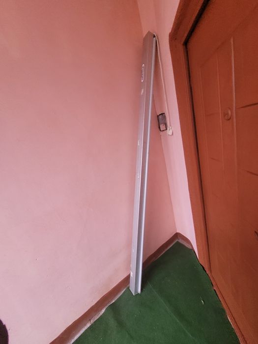 Proiectorul Epson EB-X92 are următoarele specificații cheie,pânză 2,5m