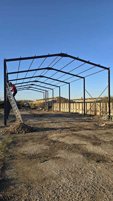 Vand structura metalică complecta hala metalica
