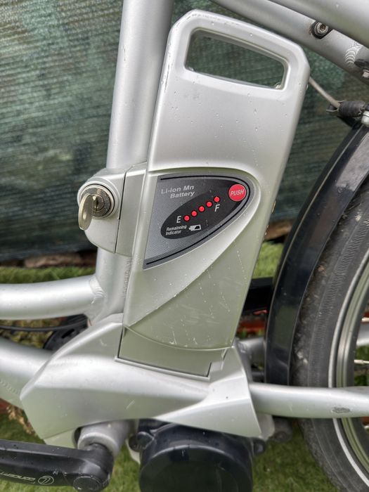 Eлектр.велосипед Raleigh 26"гуми