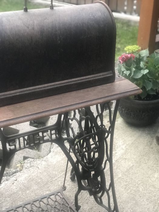 Шевна машина Сингер