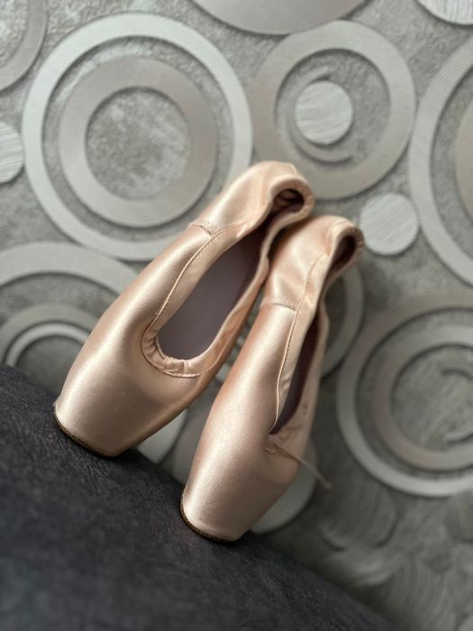 Пуанты детские простые