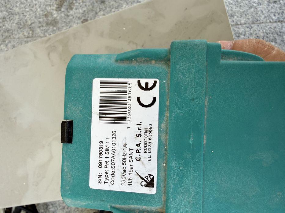Sistem auto clor si ph pentru piscina
