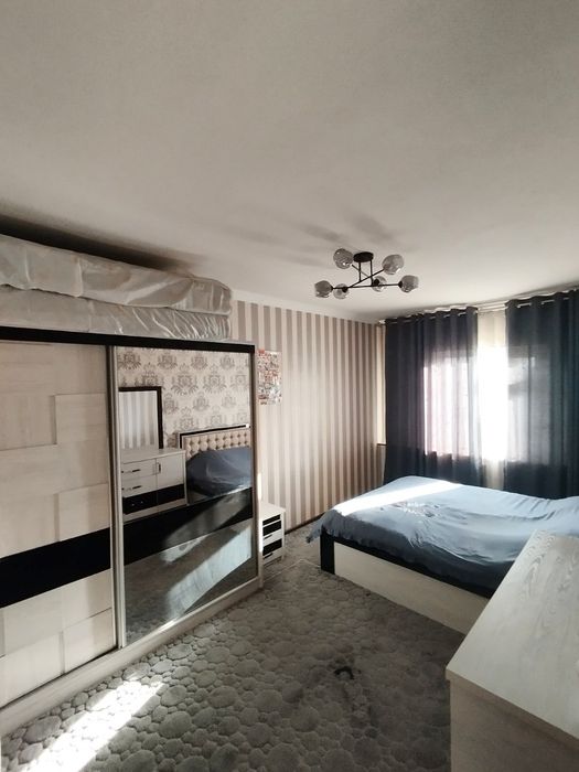 Кибрай тумани салар шахарчаси селекция 4 хона квартира