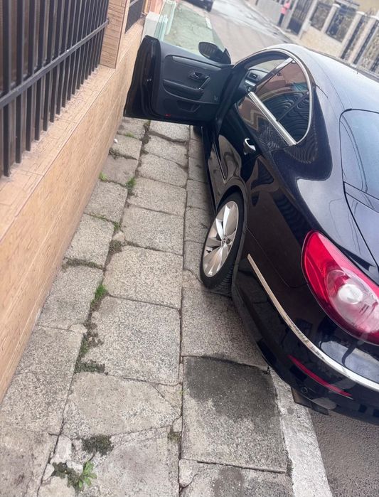 VOLKSWAGEN Passat CC 2010 — imagine 4